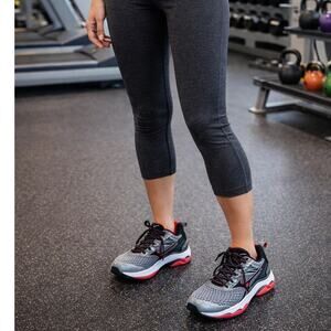 Mizuno Women's Wave Enigma 6W gray  pink running shoes athletic sneakers gym